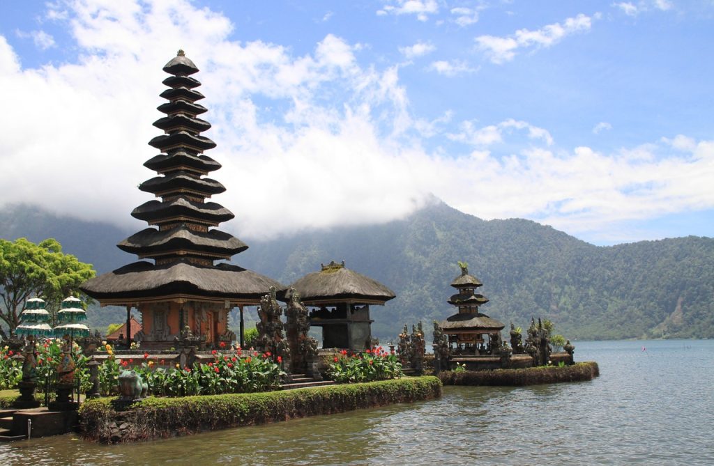 Asian Destinations Gaining Popularity among Hungarian Travelers post's picture