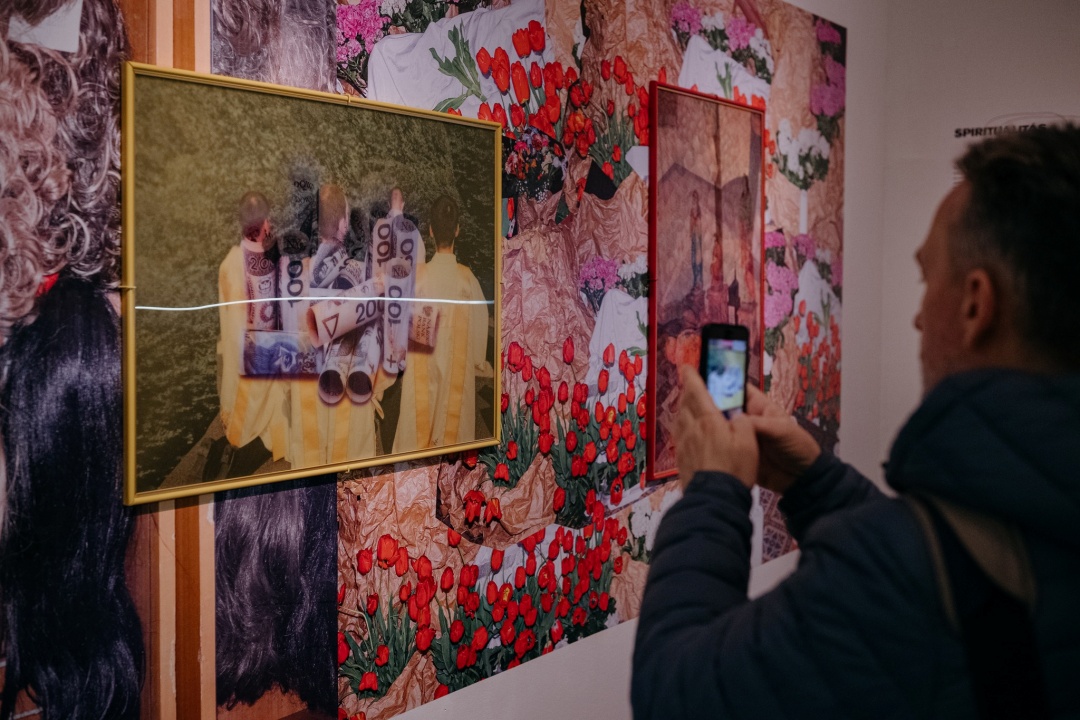 Photo Exhibition about Eastern European Life Opens