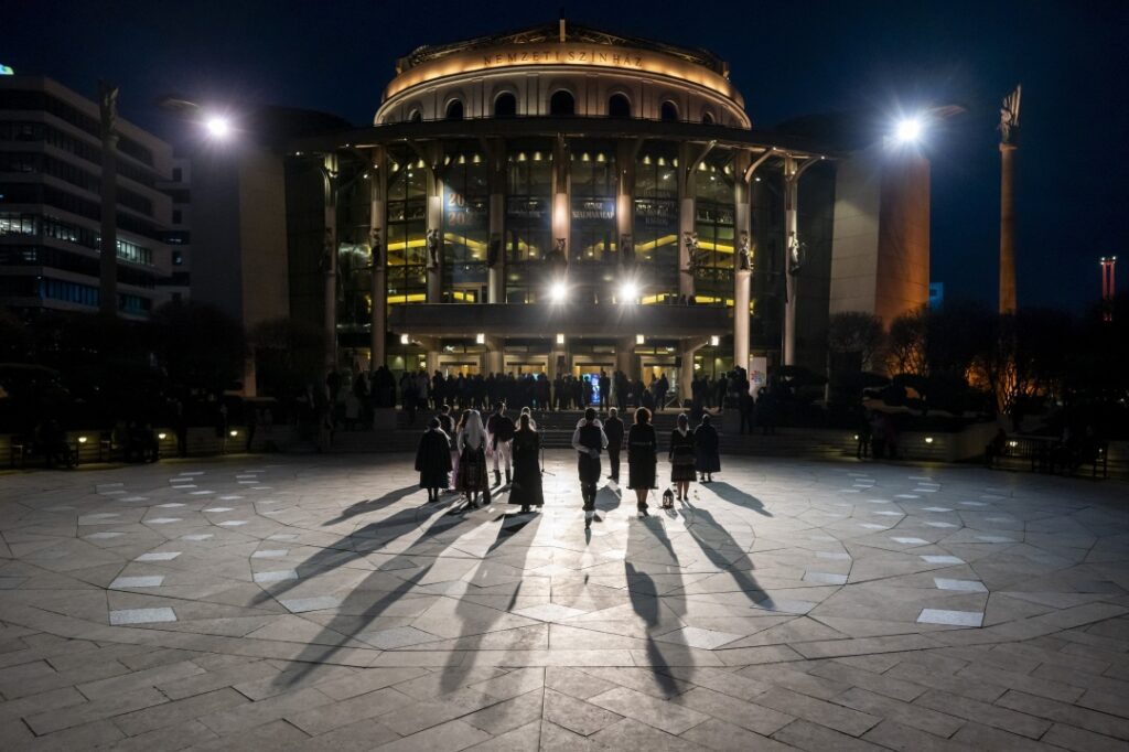 Theater Meets Virtual Reality in Immersive Festival post's picture