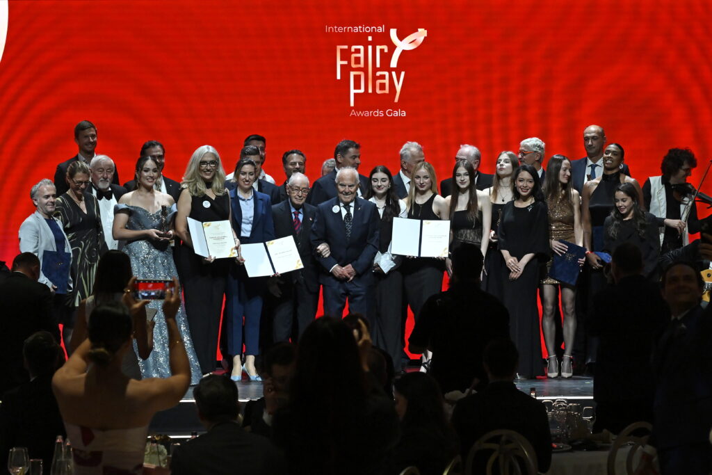 International Fair Play Committee Holds Gala in Budapest post's picture